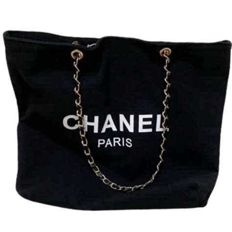 chanel beaute bag 2022